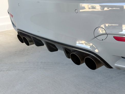 Used 2019 BMW M4 CS w/ Executive Package image 10