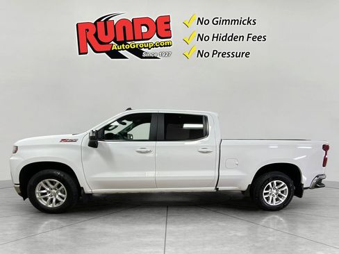 Used 2021 Chevrolet Silverado 1500 LT AWD/4WD image 3
