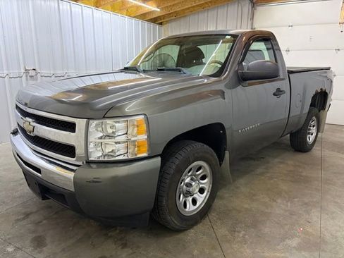 Used 2011 Chevrolet Silverado 1500 W/T w/ LS Package RWD image 3