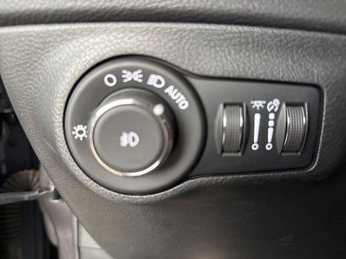 Used 2019 Jeep Compass Trailhawk AWD/4WD image 13