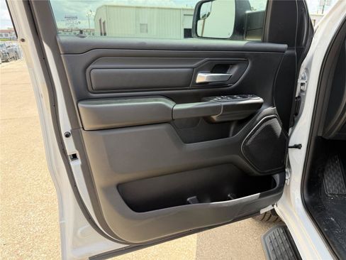 New 2026 RAM 1500 Express AWD/4WD image 11