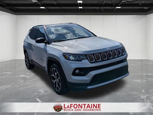 Used 2025 Jeep Compass Limited AWD/4WD image 7