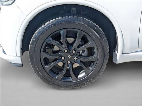 Used 2019 Dodge Durango SXT image 25