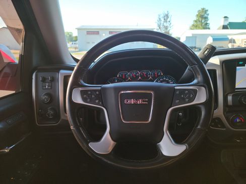 Used 2018 GMC Sierra 1500 SLT image 10
