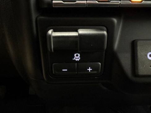 Used 2020 Chevrolet Silverado 2500 LT w/ Convenience Package AWD/4WD image 25