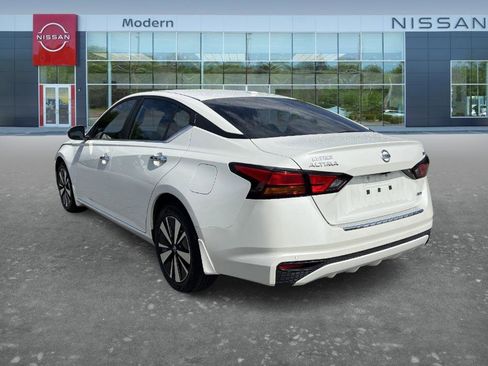Certified 2022 Nissan Altima 2.5 SV AWD/4WD image 7