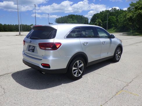 Used 2020 Kia Sorento AWD V6 image 7