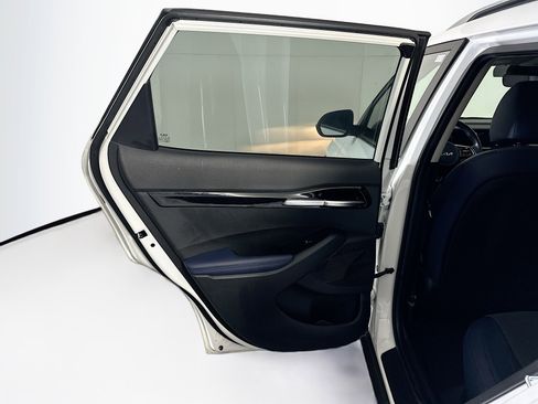 Used 2024 Kia Seltos S image 27