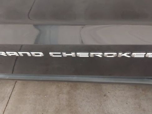 Used 2014 Jeep Grand Cherokee Limited AWD/4WD image 17
