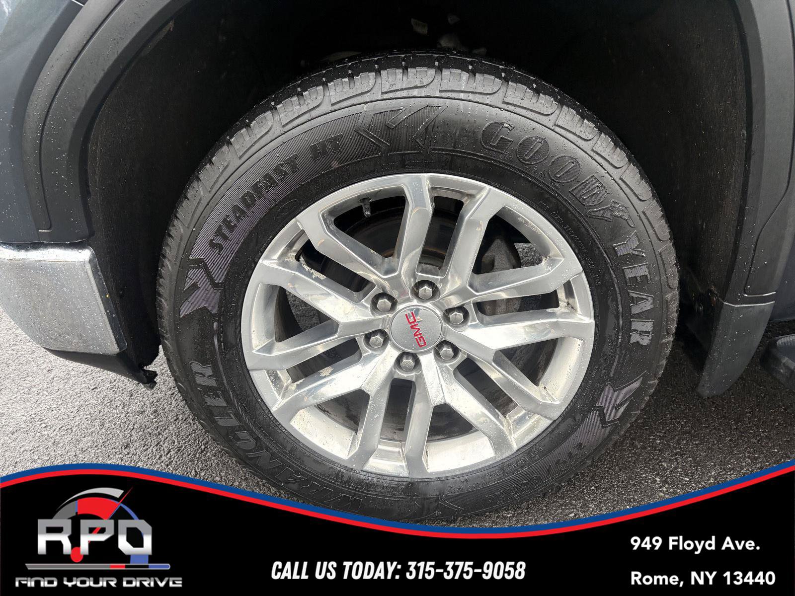 Used 2021 GMC Sierra 1500 SLT w/ SLT Premium Package AWD/4WD image 9