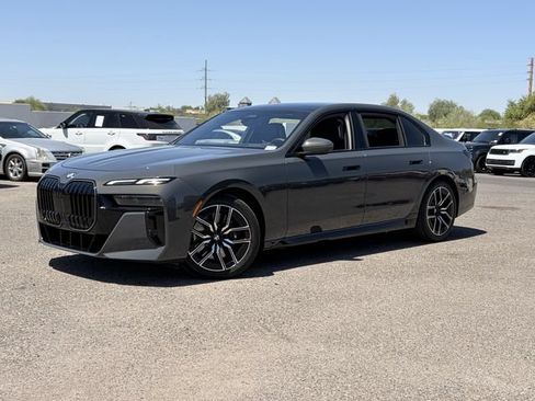 Used 2026 BMW 740i w/ Premium Package RWD image 2