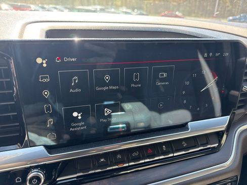 Used 2022 GMC Sierra 1500 SLT w/ SLT Convenience Package image 5