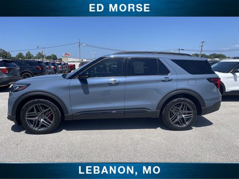 Certified 2025 Ford Explorer ST AWD/4WD image 5