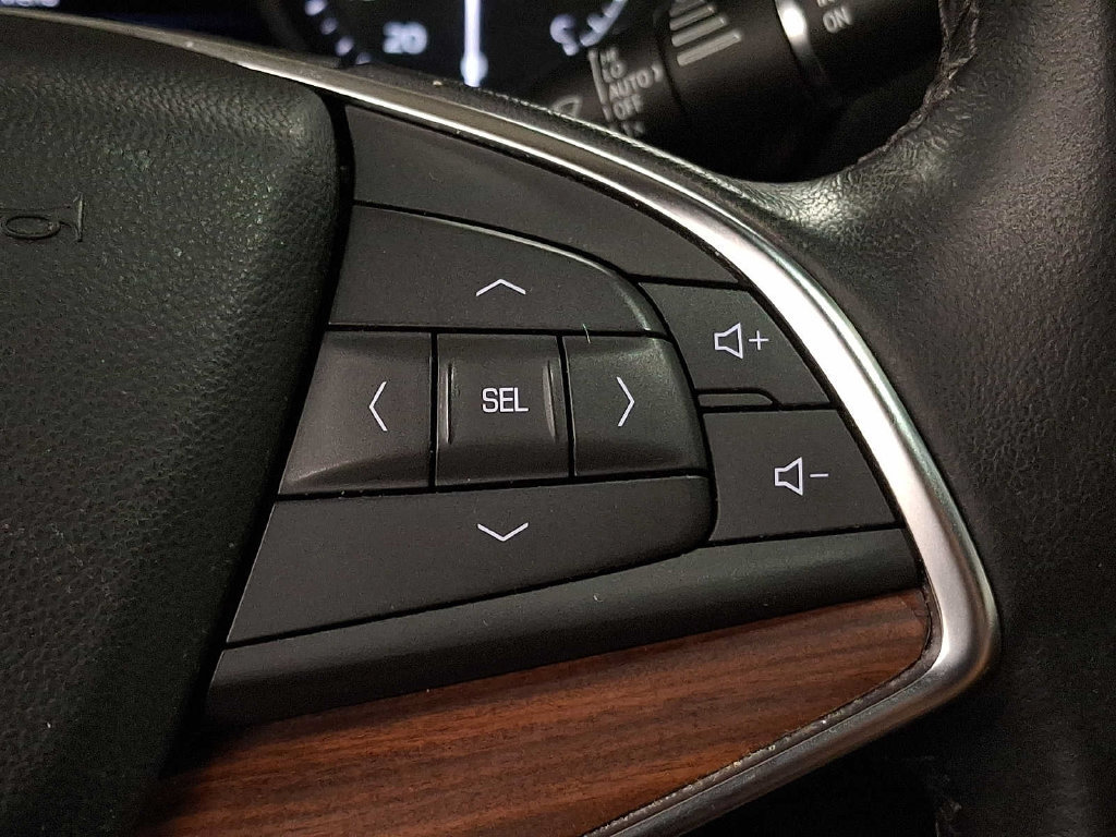 Used 2024 Cadillac XT5 Premium Luxury w/ Technology Package AWD/4WD image 18
