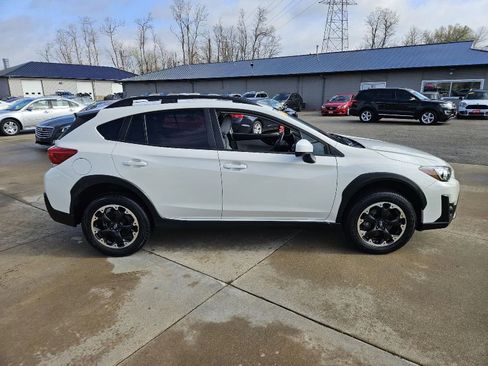 Used 2021 Subaru Crosstrek 2.0i Premium w/ Moonroof Package image 5