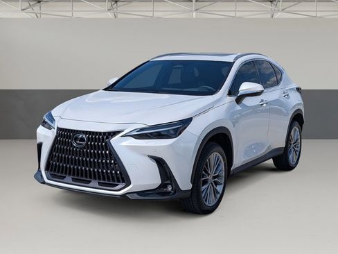 Used 2022 Lexus NX 350 AWD w/ Vision Package image 6