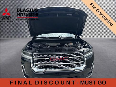 Used 2023 GMC Acadia Denali w/ Black Diamond Edition AWD/4WD image 50