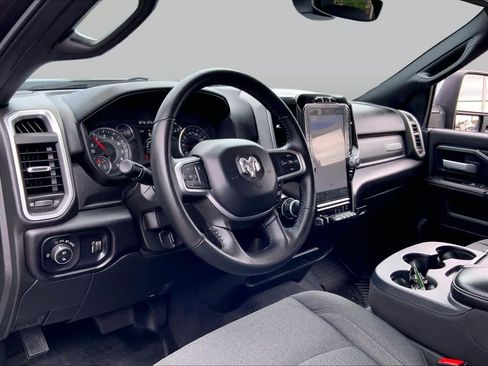 Used 2024 RAM 2500 Big Horn w/ Sport Appearance Package AWD/4WD image 16