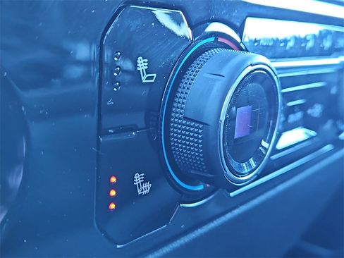 Used 2022 Chevrolet Silverado 1500 LT w/ Protection Package image 26