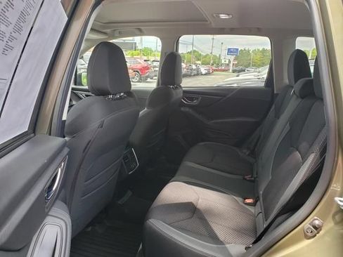 Certified 2024 Subaru Forester Premium AWD/4WD image 11