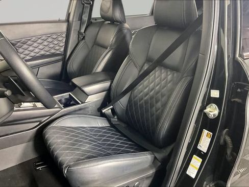 Used 2023 Mitsubishi Outlander SEL FWD image 20
