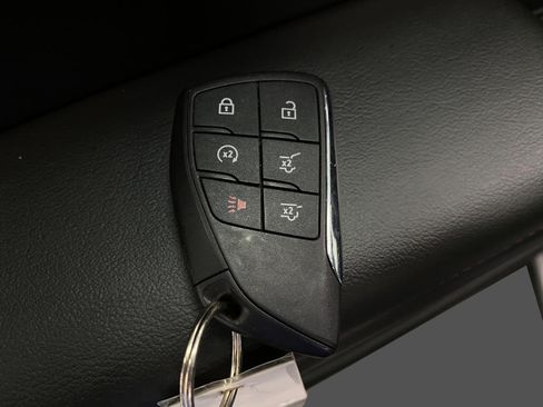 Used 2023 Chevrolet Suburban RST AWD/4WD image 33