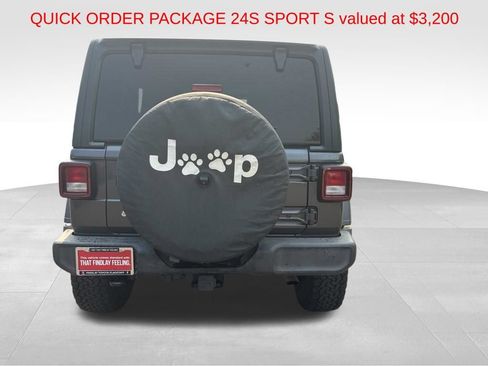 Used 2018 Jeep Wrangler Unlimited Sport S AWD/4WD image 6