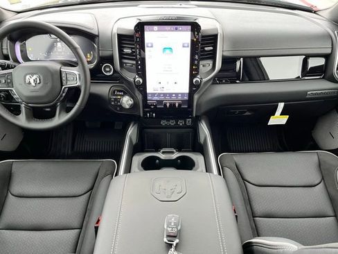 New 2026 RAM 1500 Laramie AWD/4WD image 9