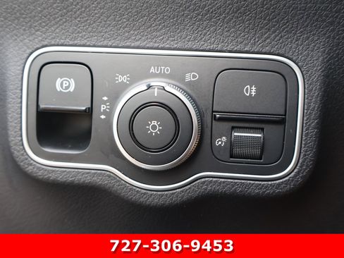 Certified 2024 Mercedes-Benz EQB 300 4MATIC image 25