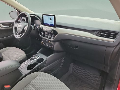Certified 2020 Ford Escape SE image 25