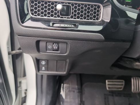 Used 2023 Honda Civic Sport image 22