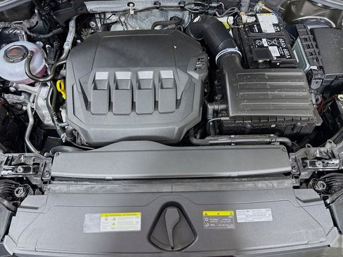 Certified 2025 Audi Q3 2.0T Premium Plus w/ Premium Plus Package image 30