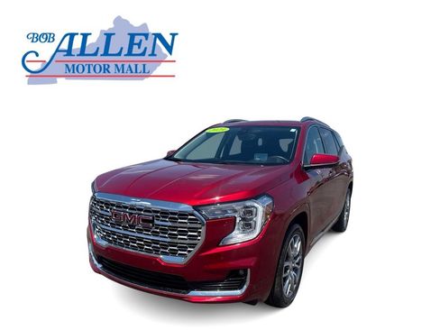 Used 2023 GMC Terrain Denali w/ Denali Premium Package AWD/4WD image 1