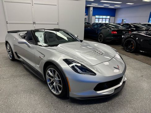 Used 2017 Chevrolet Corvette Z06 RWD image 4