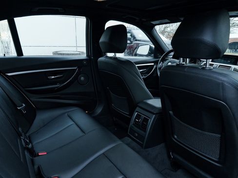 Used 2017 BMW 340i xDrive Sedan image 26