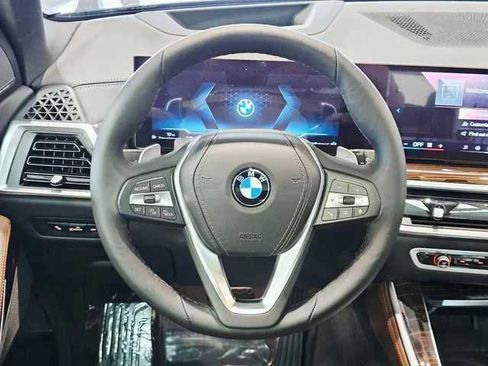 Used 2026 BMW X5 xDrive40i AWD/4WD image 11