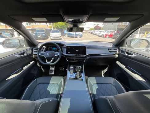 New 2025 Volkswagen Atlas Cross Sport SEL Premium R-Line image 15