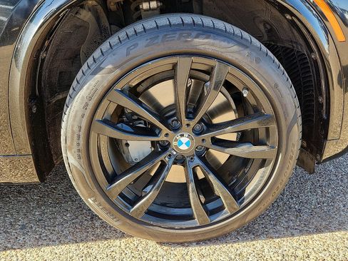 Used 2017 BMW X5 xDrive50i image 7