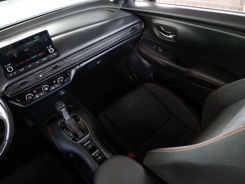 Used 2024 Honda HR-V Sport image 25