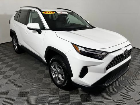 Certified 2024 Toyota RAV4 XLE FWD image 3