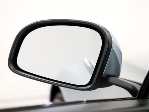 Used 2016 Aston Martin V8 Vantage GT image 9