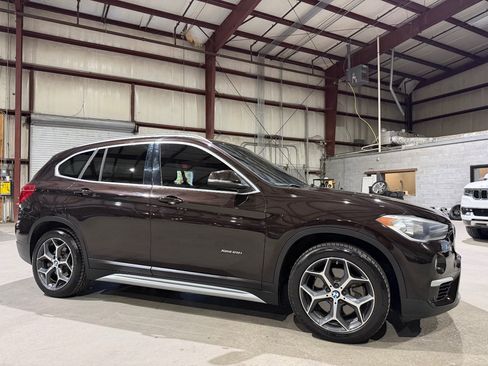 Used 2016 BMW X1 xDrive28i AWD/4WD image 3
