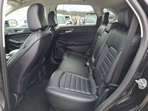 Used 2024 Ford Edge SEL image 10