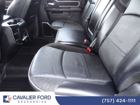 Used 2021 RAM 2500 Laramie w/ Night Edition AWD/4WD image 8