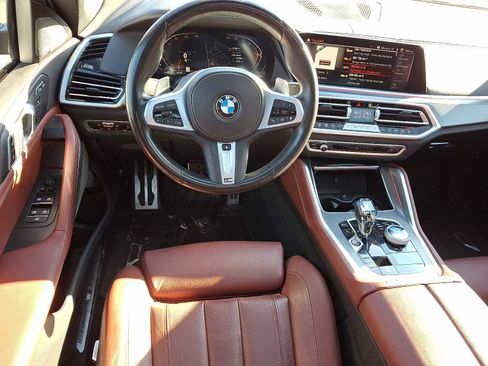 Used 2022 BMW X6 xDrive40i w/ M Sport Package image 12