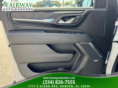 Used 2024 GMC Yukon Denali image 29