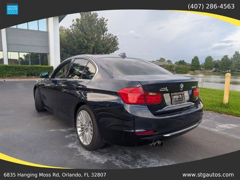 Used 2012 BMW 328i Sedan RWD image 3