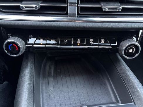 New 2026 Chevrolet Equinox EV LT image 21