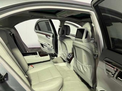 Used 2012 Mercedes-Benz S 63 AMG image 28