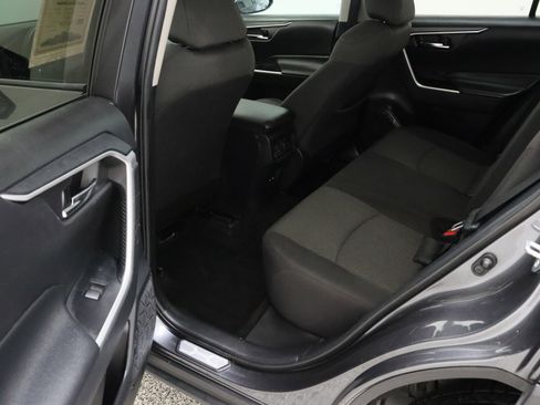 Used 2021 Toyota RAV4 XLE FWD image 27
